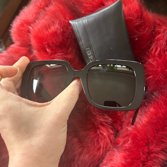 CHRISTIAN DIOR SUNGLASSES + LEATHER CASE - Picture 5 of 8